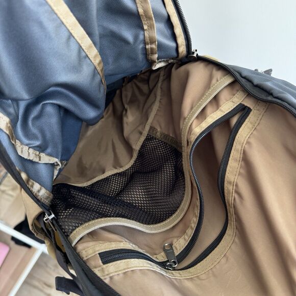 Patagonia Chacabuco Pack 30L Hiking School Travel - Picture 2 of 7